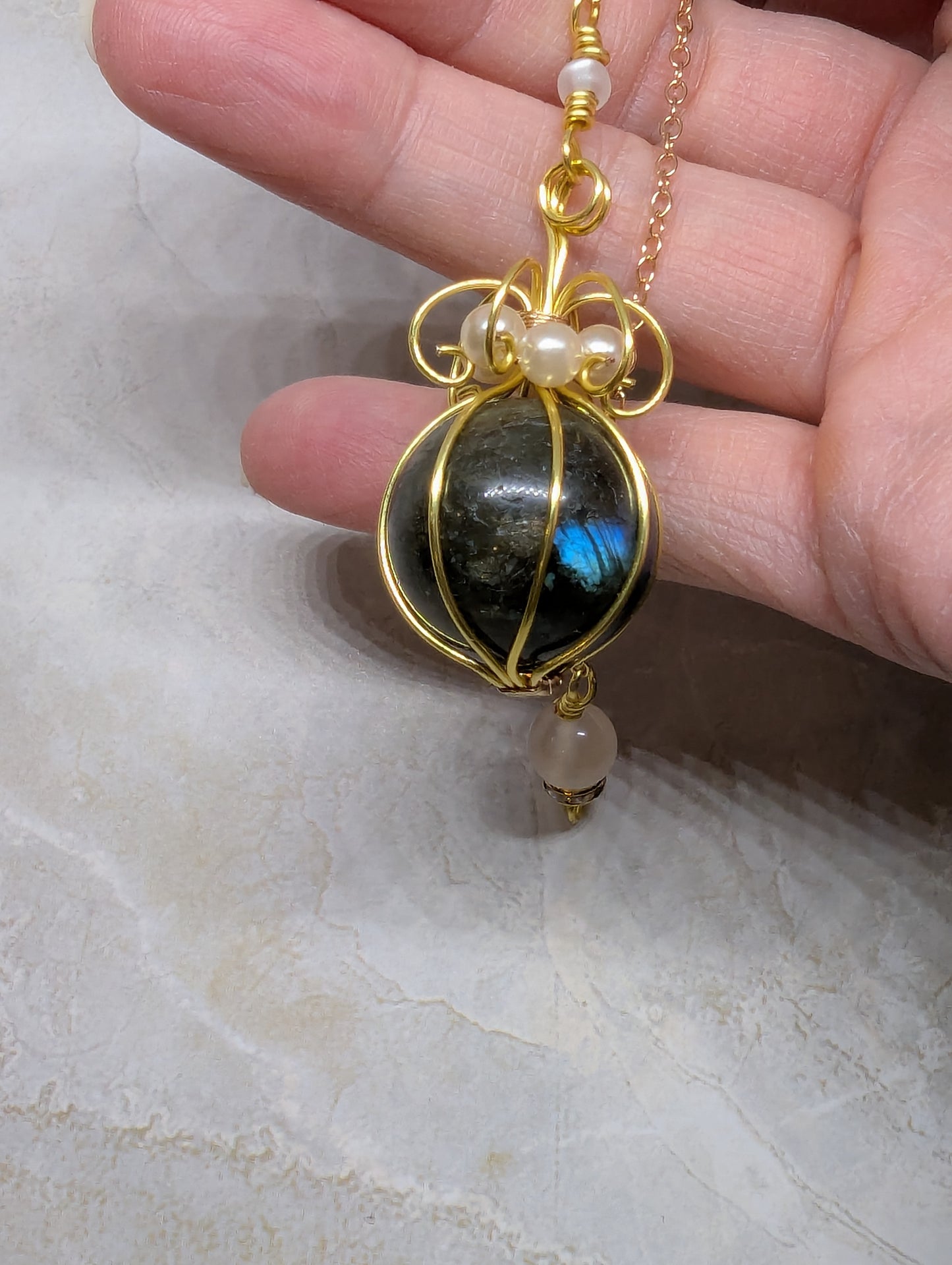 PENDULUM - Labradorite sphere wrapped with gold-color wire